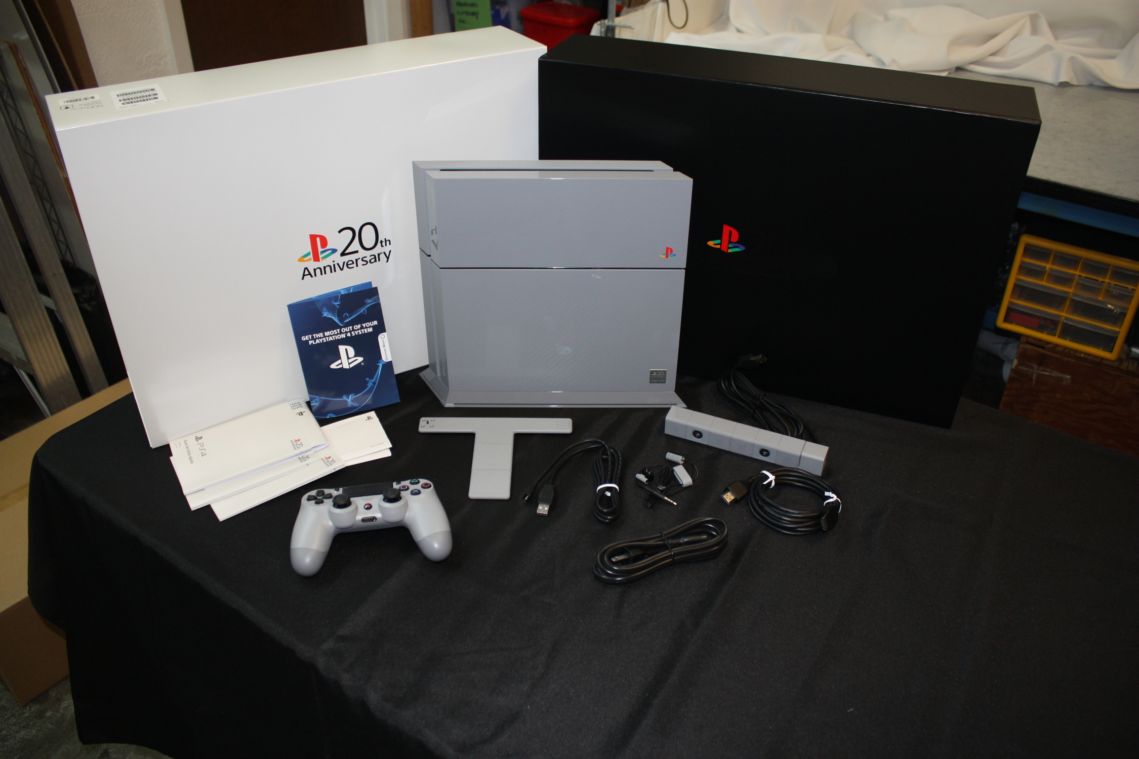 Sony Playstation 4 (PS4) 20th Anniversary Edition · Digital Game